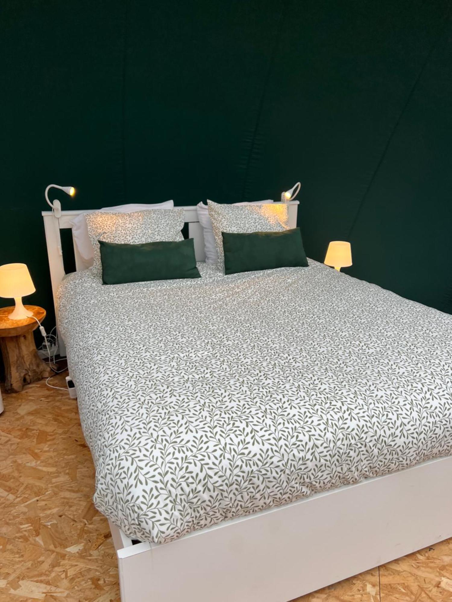 Hotel Bulle Time Flies - logement insolite Bouillon Esterno foto